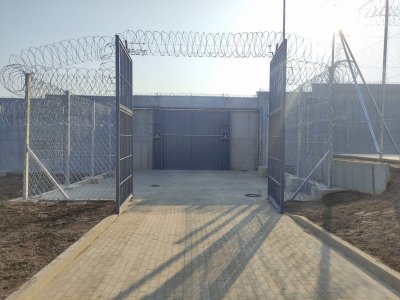  / 17_69.24.-areszt_brama-wjazdowa_10-marca-2025-r