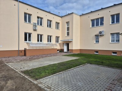  / 15_40. Ośrodek zdrowia - termomodernizacja - Ustronie Morskie - 07 października 2025