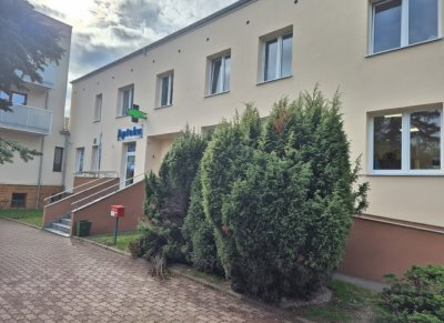  / 17_42. Ośrodek zdrowia - termomodernizacja - Ustronie Morskie - 07 października 2025