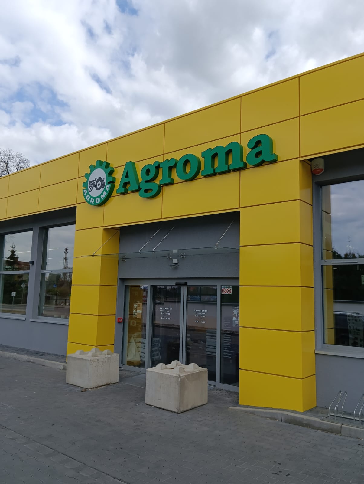 Budowa nowego Centrum Ogrodniczego AGROMA w Świdwinie